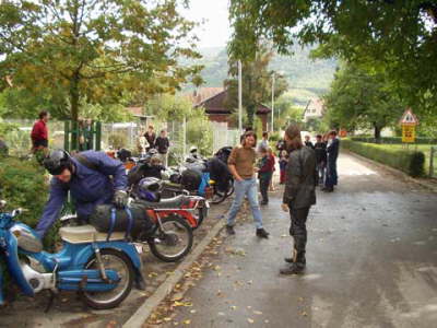 mo02